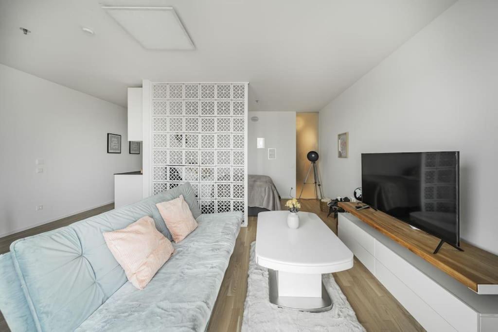 City Sky Studio Mit Balkon Wien Exterior foto