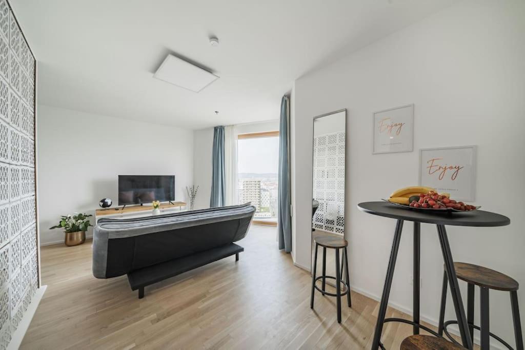 City Sky Studio Mit Balkon Wien Exterior foto